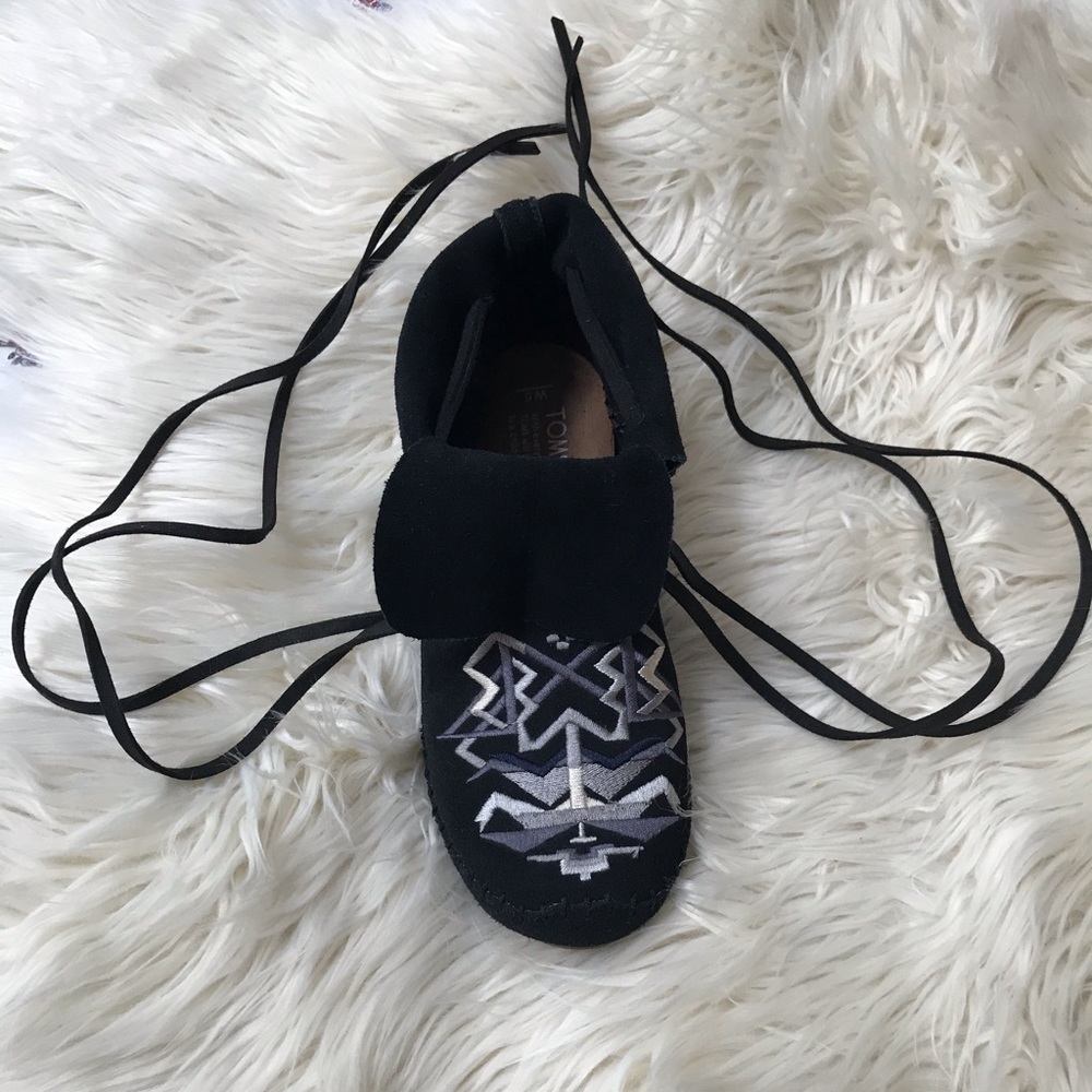 Suede Toms moccasins